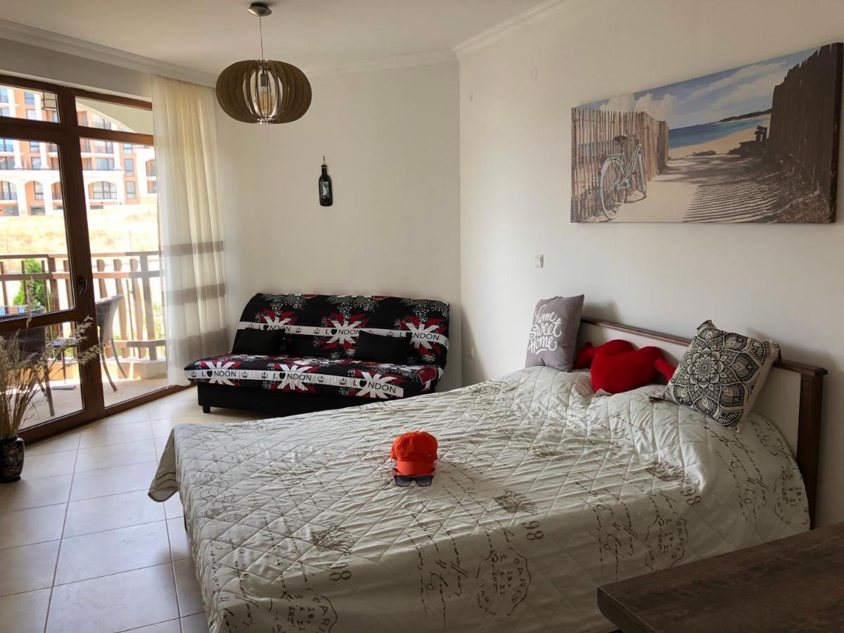 Fregata Complex Marina Apartment Sveti Vlas Luaran gambar