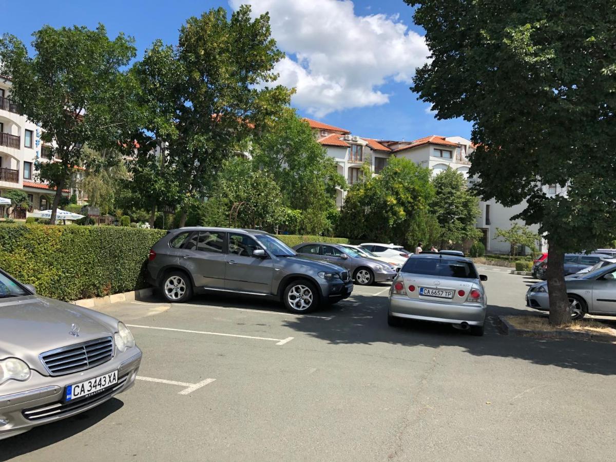 Fregata Complex Marina Apartment Sveti Vlas Luaran gambar
